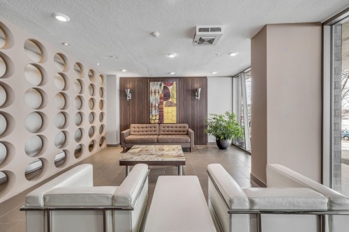 Hall d'entrée/Vestibule - 10-600 Av. Wilfrid-Laurier, Québec (La Cité-Limoilou), QC - Indoor Photo Showing Other Room