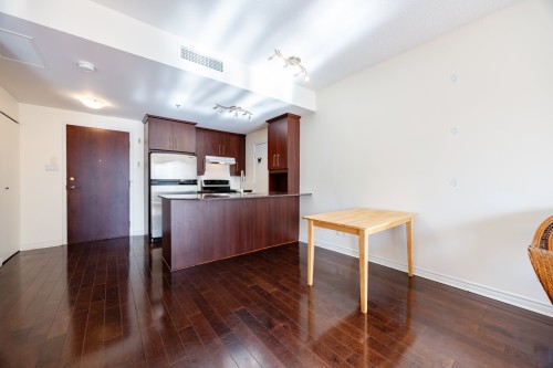 Salle à manger - 406-1455 Rue Towers, Montréal (Ville-Marie), QC - Indoor Photo Showing Kitchen