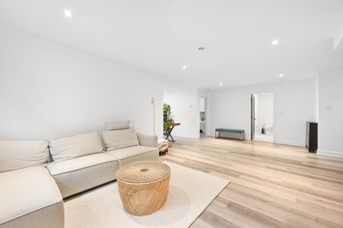 Family Room - 94 Rue Paquin, Saint-Jean-Sur-Richelieu, QC - Indoor