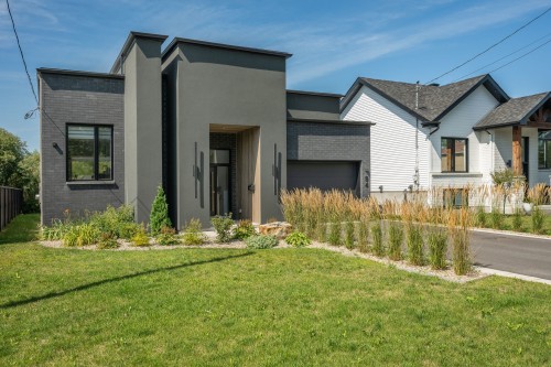 Front of Structure - 94 Rue Paquin, Saint-Jean-Sur-Richelieu, QC - Outdoor