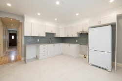 2141 Rue De Maricourt  Montréal (Le Sud-Ouest), QC H4E 1W2