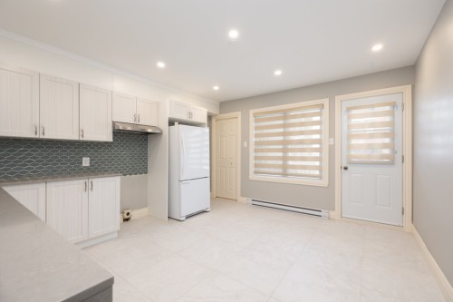 Kitchen - 2141 Rue De Maricourt, Montréal (Le Sud-Ouest), QC - Indoor Photo Showing Other Room