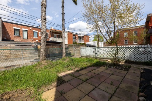 Courtyard - 2141 Rue De Maricourt, Montréal (Le Sud-Ouest), QC - Outdoor With Deck Patio Veranda
