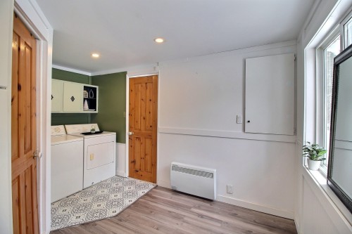 Salle de lavage - 165 Rue Laprairie, Val-D'Or, QC - Indoor Photo Showing Laundry Room