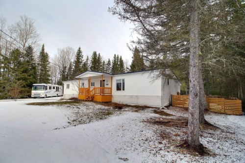 Façade - 165 Rue Laprairie, Val-D'Or, QC - Outdoor