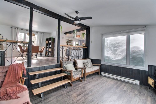Vue d'ensemble - 165 Rue Laprairie, Val-D'Or, QC - Indoor Photo Showing Living Room