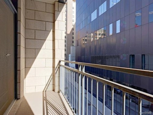 Balcon - 6-1060 Rue Ste-Élisabeth, Montréal (Ville-Marie), QC -  With Exterior