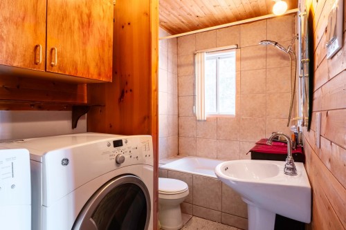 Salle de bains - 1 Ch. Du Lac-Des-Plaines, Saint-Cyrille-De-Lessard, QC 