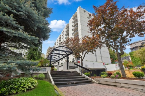 1107-3480 Rue Simpson  Montréal (Ville-Marie), QC H3G 2N7