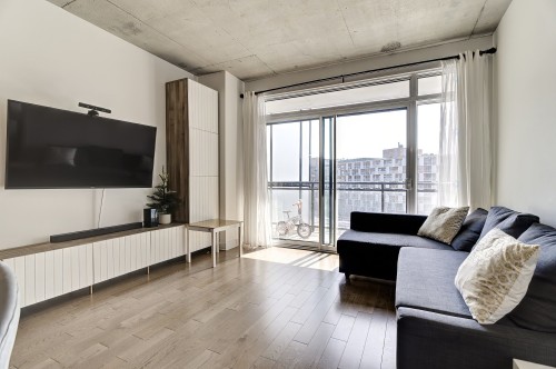 Salon - 612-5905 Boul. Du Quartier, Brossard, QC - Indoor Photo Showing Living Room
