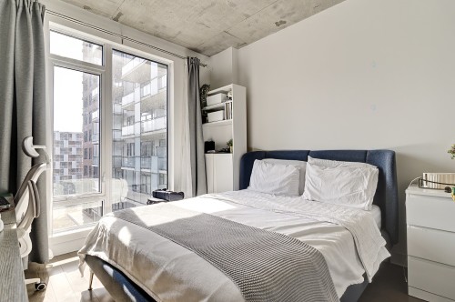 Chambre à coucher principale - 612-5905 Boul. Du Quartier, Brossard, QC - Indoor Photo Showing Bedroom
