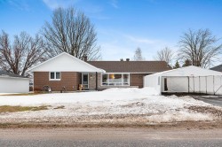 766 Ch. John-Dale  Shawville, QC J0X 2Y0