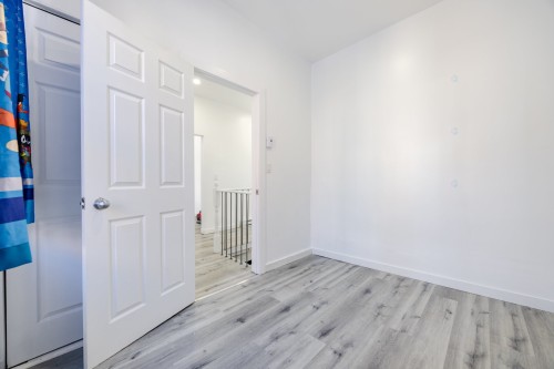 Chambre à coucher principale - 5967 Rue Hamilton, Montréal (Le Sud-Ouest), QC - Indoor Photo Showing Other Room