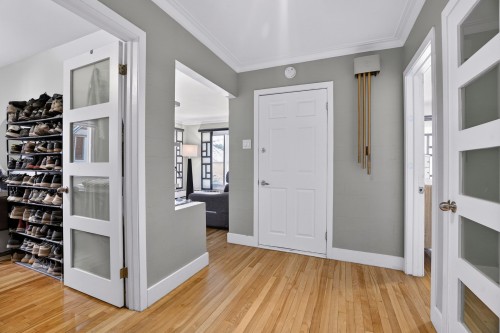 Mud Room - 580 Rue Beauclerk, Montréal (Mercier/Hochelaga-Maisonneuve), QC - Indoor Photo Showing Other Room