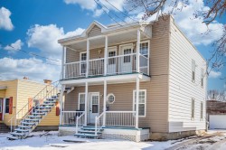 111  - 115 Rue Cousins N.  Saint-Jean-Sur-Richelieu, QC J3B 5S9