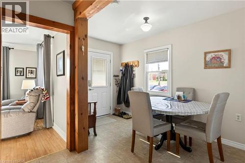 Dining area featuring baseboards - 944 Garth Street, Hamilton, ON - Indoor