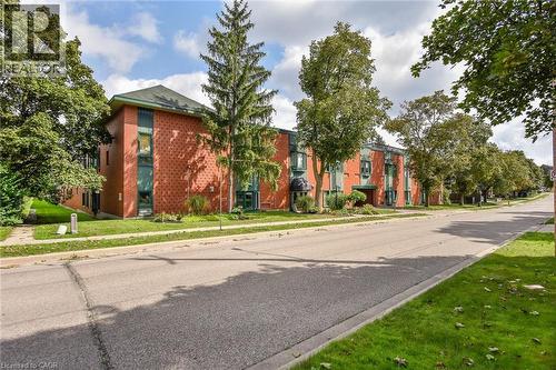 1009 QUEENSTON Road Unit# 205  Cambridge, ON N3H 3K7