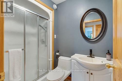 624 Cedar Street W, Shelburne, ON - Indoor Photo Showing Bathroom