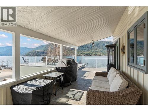 82 Montcalm Crescent, Sicamous, BC - Outdoor With Deck Patio Veranda With Exterior