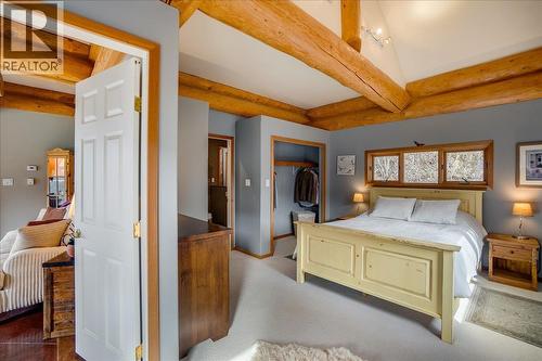 3140 3A Highway, Nelson, BC - Indoor Photo Showing Bedroom