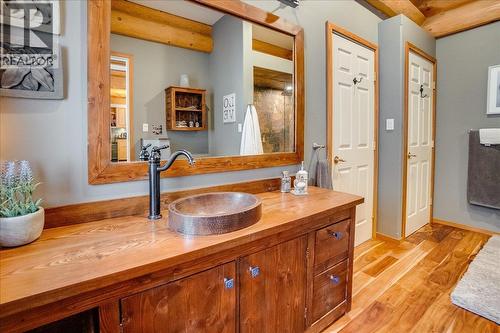 3140 3A Highway, Nelson, BC - Indoor Photo Showing Other Room