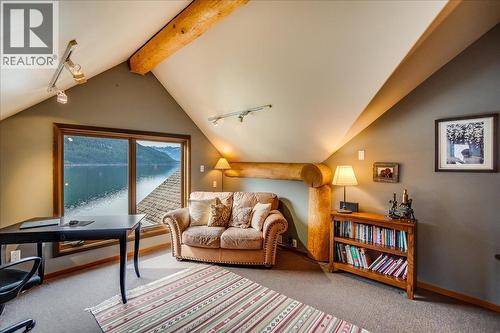 3140 3A Highway, Nelson, BC - Indoor