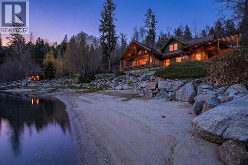 3140 3A Highway, Nelson, BC - Outdoor