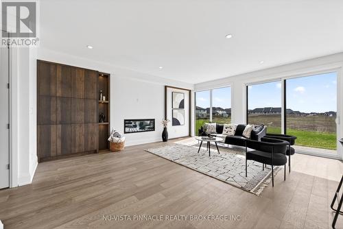 6517 Heathwoods Avenue, London South (South V), ON - Indoor Photo Showing Other Room With Fireplace