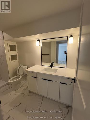 6517 Heathwoods Avenue, London South (South V), ON -  Photo Showing Bathroom