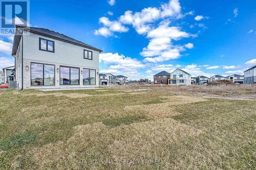 6517 Heathwoods Avenue, London South (South V), ON - Outdoor With Deck Patio Veranda