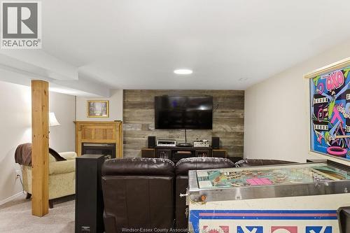 13132 Walker Sideroad, Essex, ON - Indoor With Fireplace