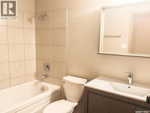201 427 Tait Crescent, Saskatoon, SK - Indoor Photo Showing Bathroom