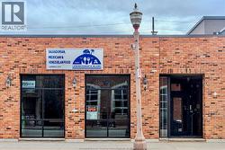 769 Erie STREET East Unit# B Windsor, ON N9A 3Y2