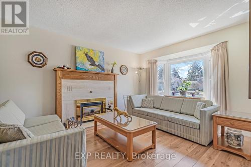 78 Esther Avenue, Cambridge, ON - Indoor Photo Showing Living Room With Fireplace