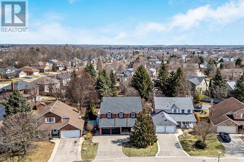18 Handorf Drive, Cambridge, ON - Outdoor