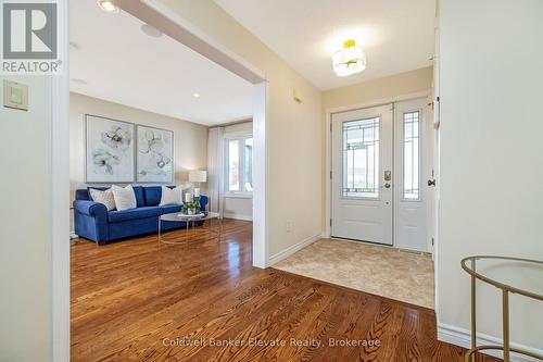 18 Handorf Drive, Cambridge, ON - Indoor Photo Showing Other Room