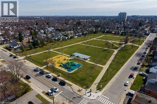 33 East 34Th Street, Hamilton, ON - Outdoor With View