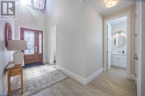 15 Greenhill Drive, Tillsonburg, ON - Indoor Photo Showing Other Room