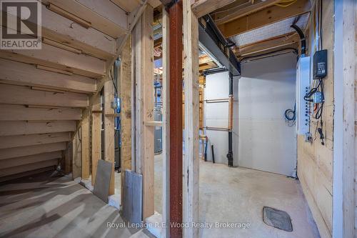 15 Greenhill Drive, Tillsonburg, ON - Indoor