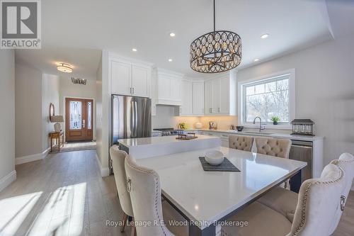 11 Greenhill Drive, Tillsonburg, ON - Indoor