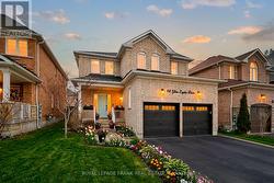 98 GLEN EAGLES DRIVE  Clarington (Courtice), ON L1E 3H8