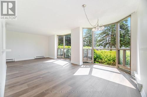 104 - 1225 North Shore Boulevard E, Burlington, ON - Indoor Photo Showing Other Room