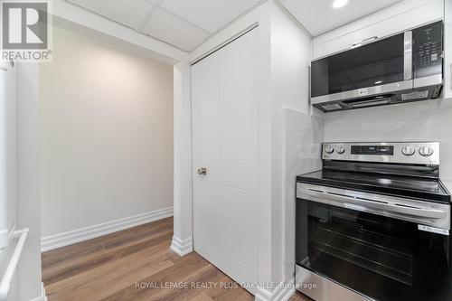 104 - 1225 North Shore Boulevard E, Burlington, ON - Indoor