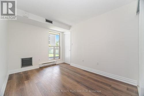 104 - 1225 North Shore Boulevard E, Burlington, ON - Indoor Photo Showing Other Room