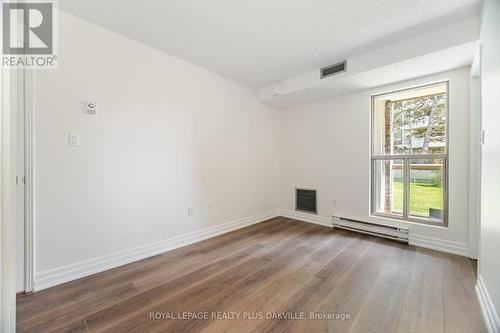 104 - 1225 North Shore Boulevard E, Burlington, ON - Indoor Photo Showing Other Room