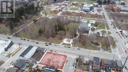3142 Lake Shore Boulevard W, Toronto, ON 