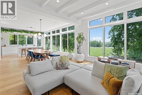 103 Saguenay Drive, Saskatoon, SK - Indoor Photo Showing Living Room