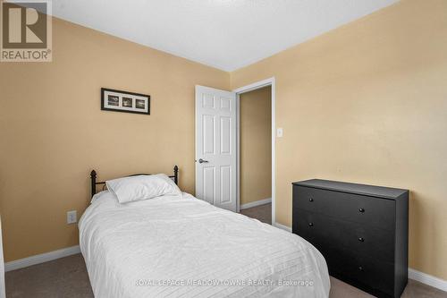 862 Stark Circle, Milton, ON - Indoor Photo Showing Bedroom