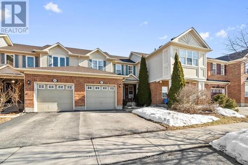 862 Stark Circle, Milton, ON - Outdoor With Facade
