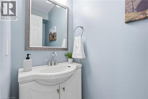 3173 Spring Creek Crescent, Mississauga, ON - Indoor Photo Showing Bathroom